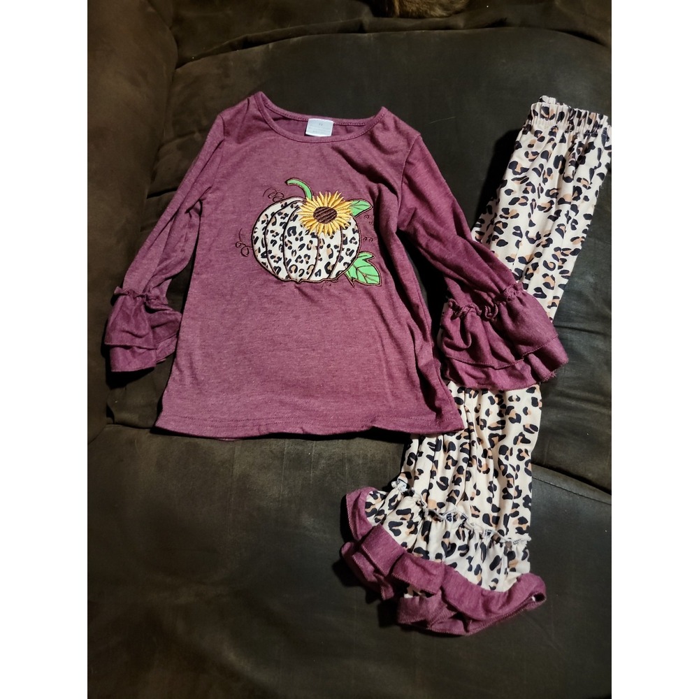 Boutique fall pumpkin leopard print sunflower outfit ruffle legs size 3t